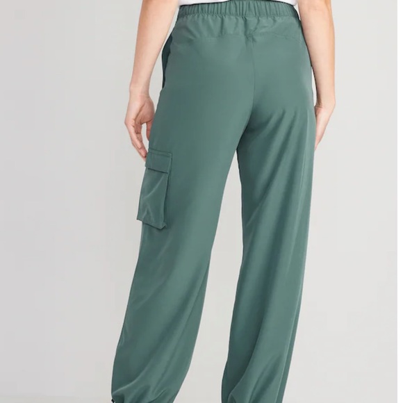 NWY OLD NAVY High-Waisted StretchTech Wide-Leg Cargo Pants Color: Jade Shadow - Picture 2 of 8